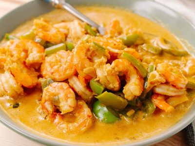 Curry fresh prawns