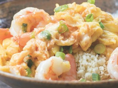 Prawns with Scrambled Egg In Steam Rice